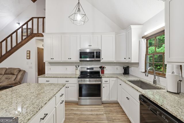 15 Mississippi Lane, Tiger, GA 30576