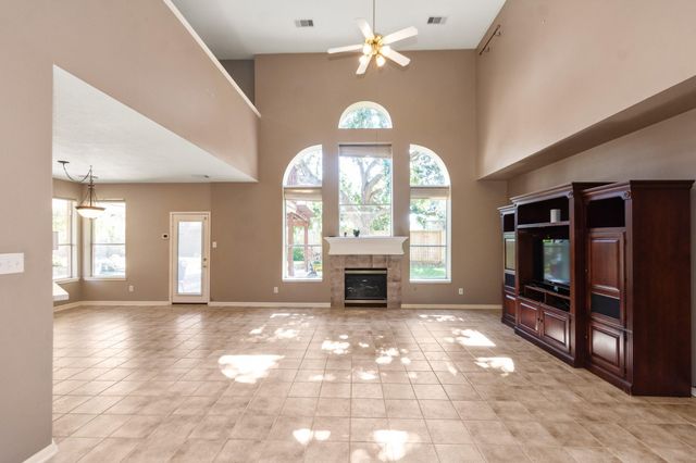 1602 Old Orchard Lane, Seabrook, TX 77586