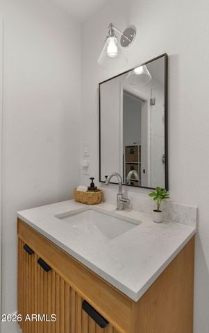 4301 E MOUNTAIN VIEW Road, Phoenix, AZ 85028