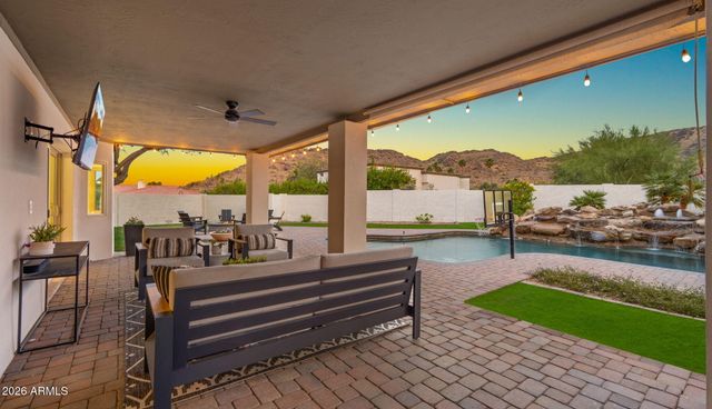 4301 E MOUNTAIN VIEW Road, Phoenix, AZ 85028
