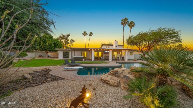 4301 E MOUNTAIN VIEW Road, Phoenix, AZ 85028