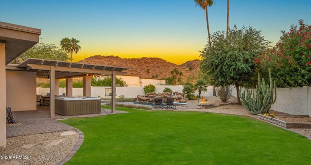 4301 E MOUNTAIN VIEW Road, Phoenix, AZ 85028