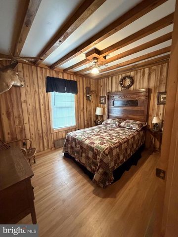 217 MEADOW VIEW DR, Lost City, WV 26810