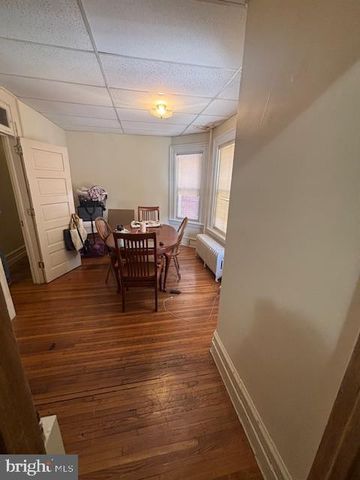 135- 137 COLLEGE AVE, Lancaster, PA 17603