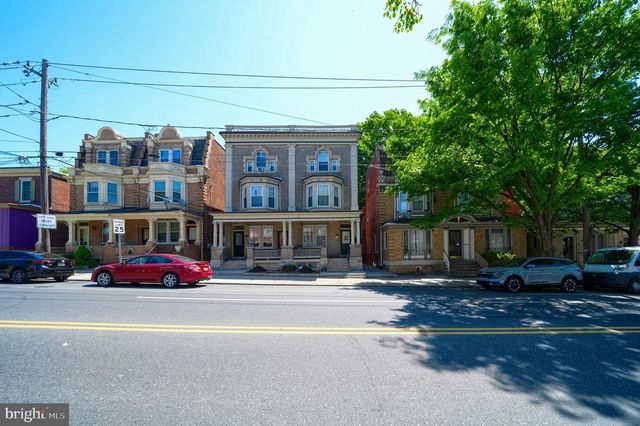 135- 137 COLLEGE AVE, Lancaster, PA 17603