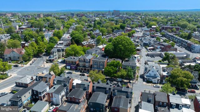 135- 137 COLLEGE AVE, Lancaster, PA 17603