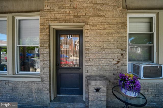 135- 137 COLLEGE AVE, Lancaster, PA 17603
