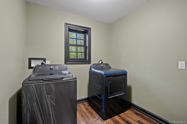 660 S Plank Road, Newburgh, NY 12550