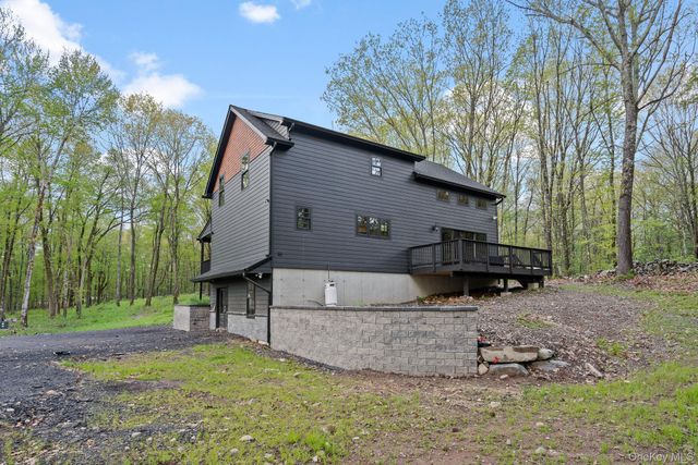 660 S Plank Road, Newburgh, NY 12550
