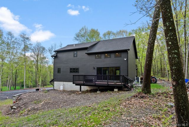 660 S Plank Road, Newburgh, NY 12550