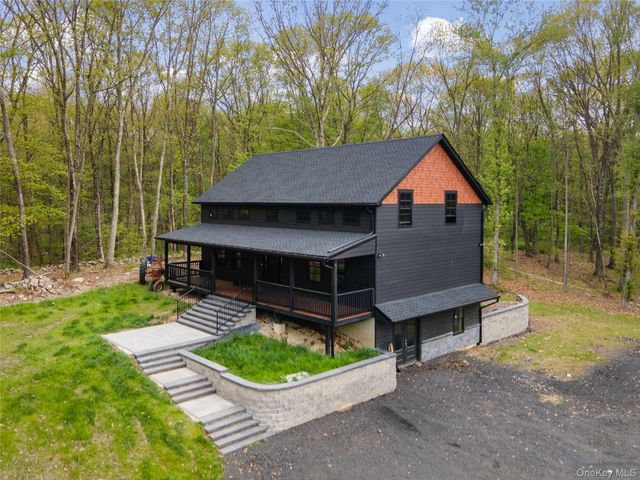 660 S Plank Road, Newburgh, NY 12550