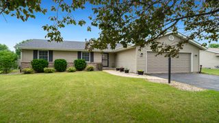5604 Longest Drive, South Beloit, IL 61080