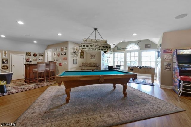 3 Winston Farm Ln, Mendham Twp., NJ 07945