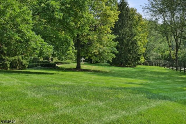 3 Winston Farm Ln, Mendham Twp., NJ 07945