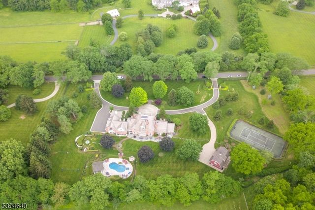 3 Winston Farm Ln, Mendham Twp., NJ 07945