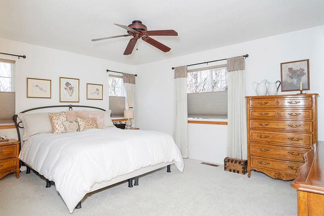 2206 Egret Court, Grants Pass, OR 97526