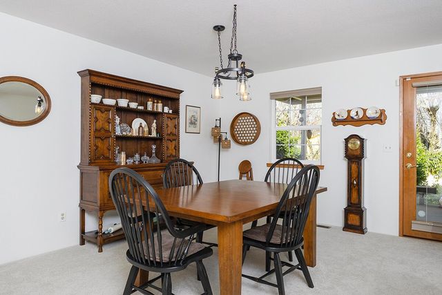 2206 Egret Court, Grants Pass, OR 97526