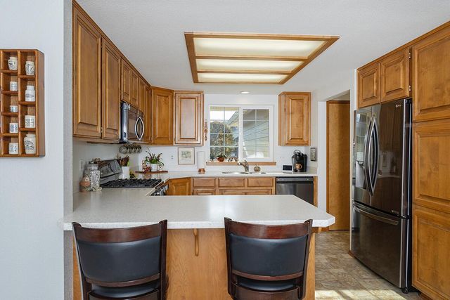 2206 Egret Court, Grants Pass, OR 97526