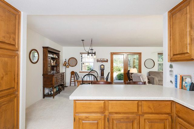 2206 Egret Court, Grants Pass, OR 97526