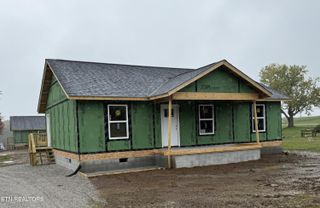 204 Garrett St, Jamestown, TN 38556