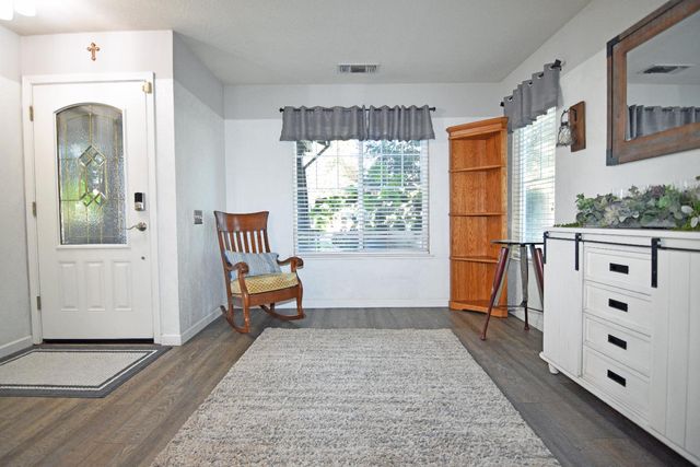 326 W Springer Dr, Turlock, CA 95382