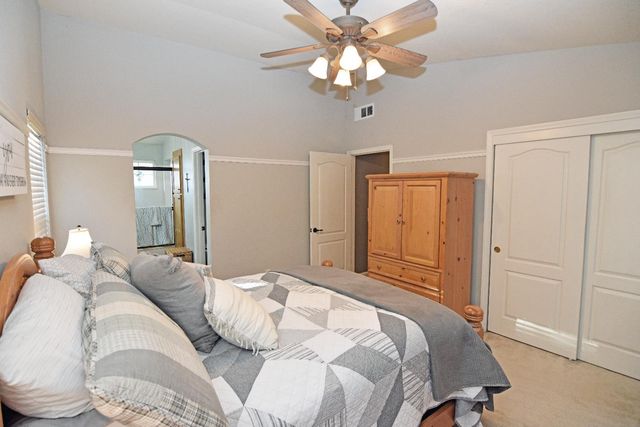 326 W Springer Dr, Turlock, CA 95382