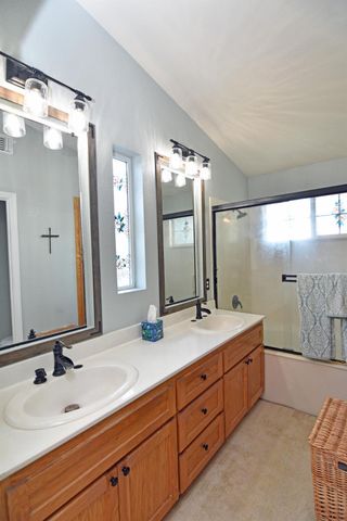 326 W Springer Dr, Turlock, CA 95382