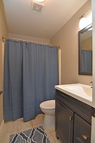 326 W Springer Dr, Turlock, CA 95382