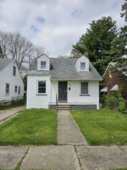 7283 Minock, Detroit, MI 48228