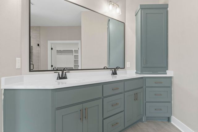 208 Middleton Place, Benton, AR 72019