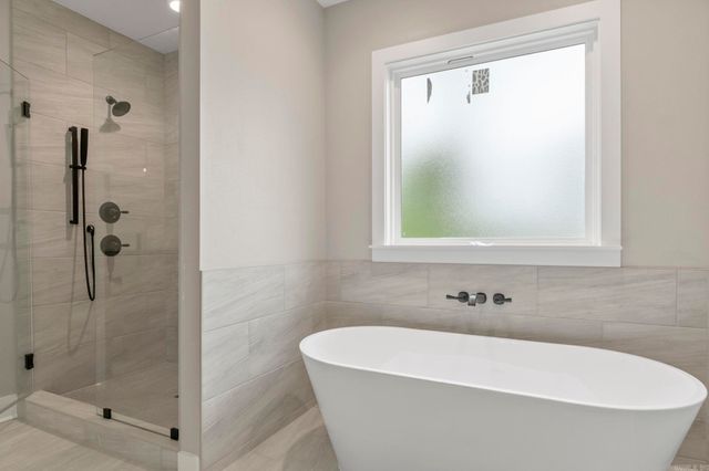 208 Middleton Place, Benton, AR 72019