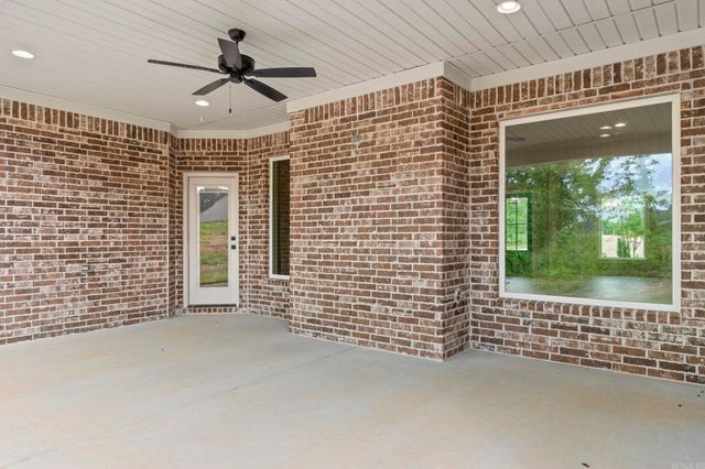 208 Middleton Place, Benton, AR 72019