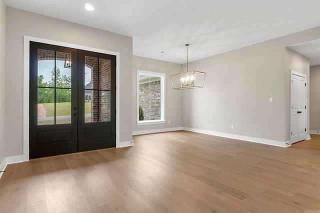 208 Middleton Place, Benton, AR 72019