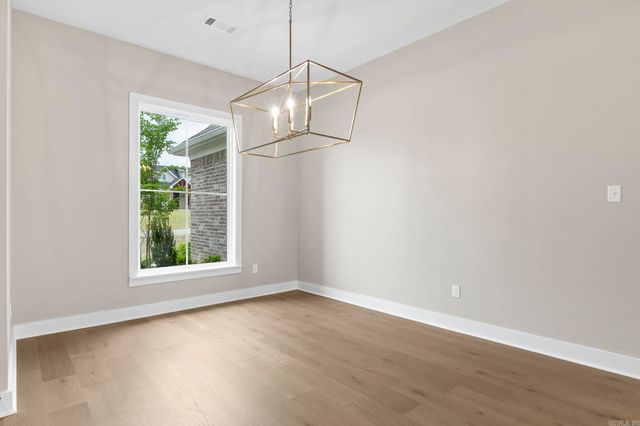 208 Middleton Place, Benton, AR 72019