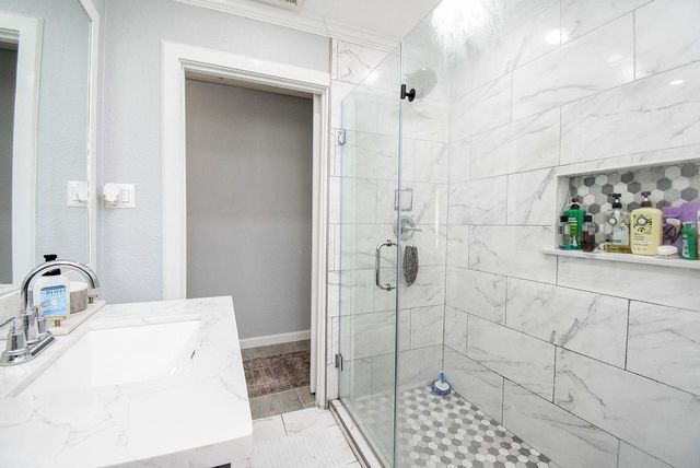1119 Regal Street, Houston, TX 77034