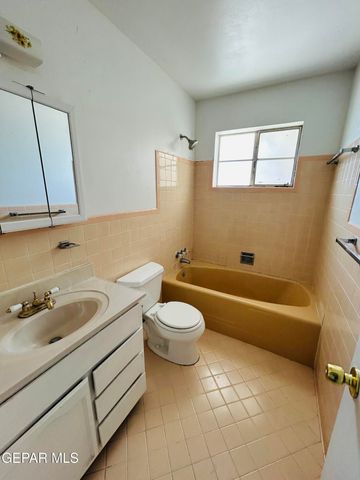 521 Balboa Road, El Paso, TX 79912