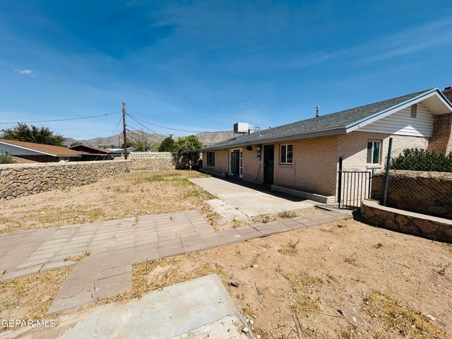 521 Balboa Road, El Paso, TX 79912