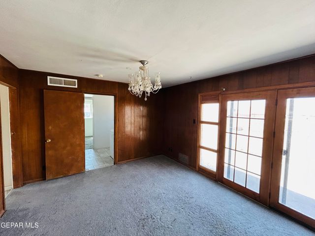 521 Balboa Road, El Paso, TX 79912