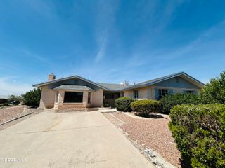 521 Balboa Road, El Paso, TX 79912