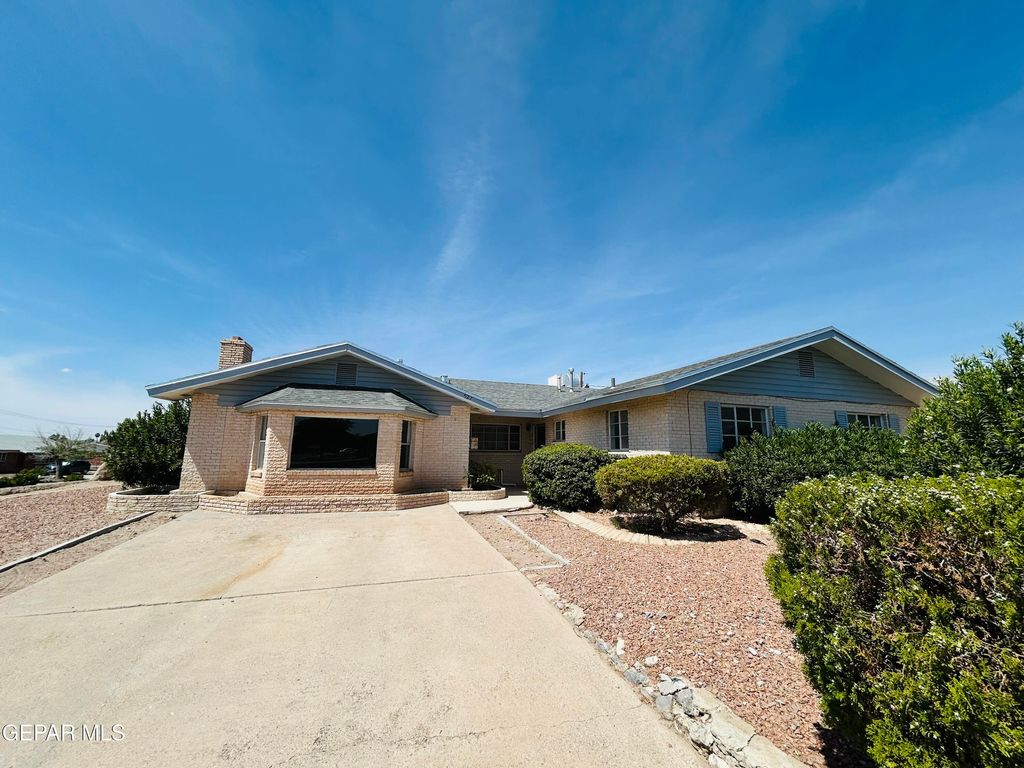521 Balboa Road, El Paso, TX 79912