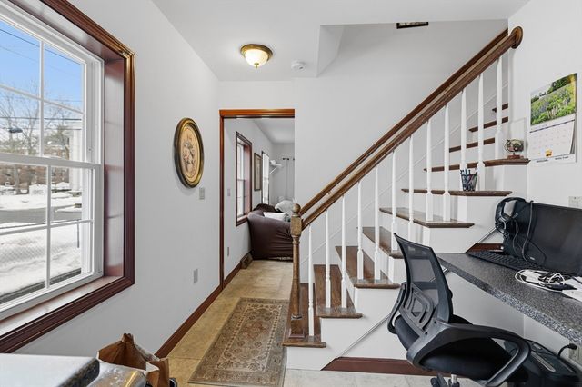 17 School St, Middleboro, MA 02346