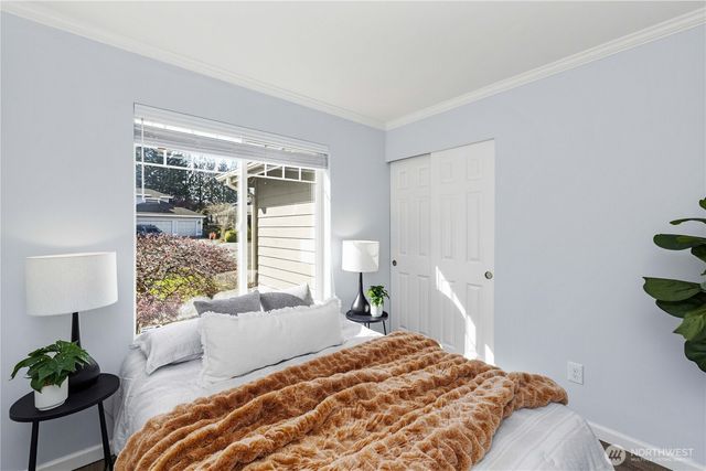 23634 SE 267th PL, Maple Valley, WA 98038