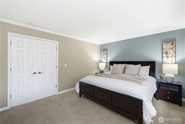 23634 SE 267th PL, Maple Valley, WA 98038