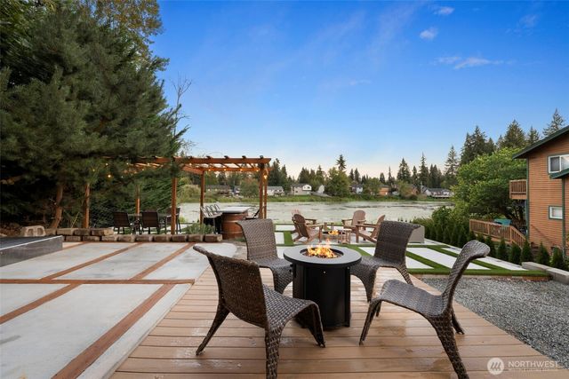 12203 Rainbow Drive, Arlington, WA 98223