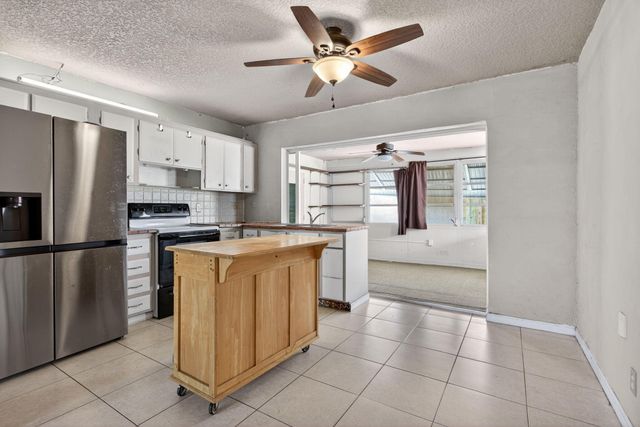 4561 NW 16th Avenue, Tamarac, FL 33309