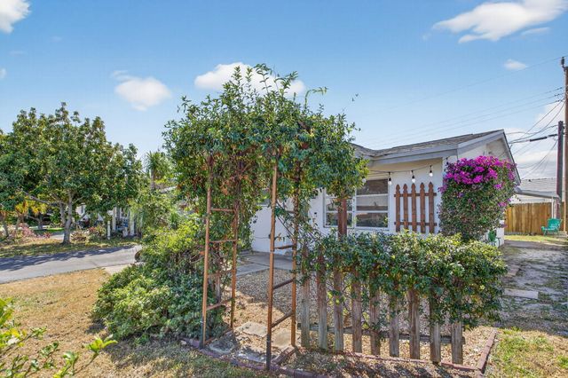 4561 NW 16th Avenue, Tamarac, FL 33309