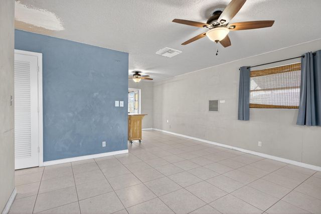 4561 NW 16th Avenue, Tamarac, FL 33309