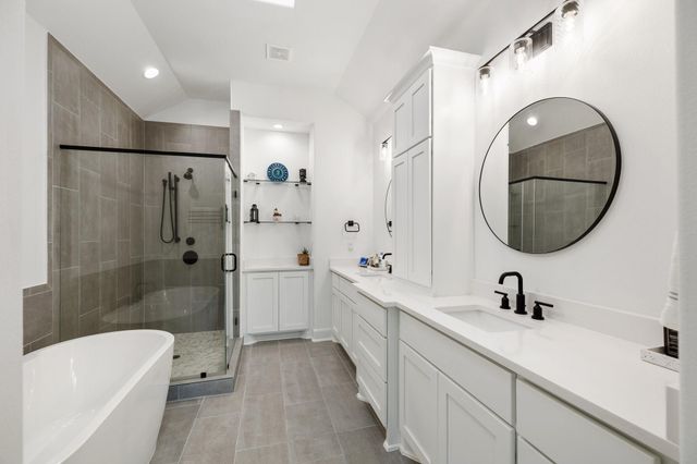 817 W 19th Street, Houston, TX 77008