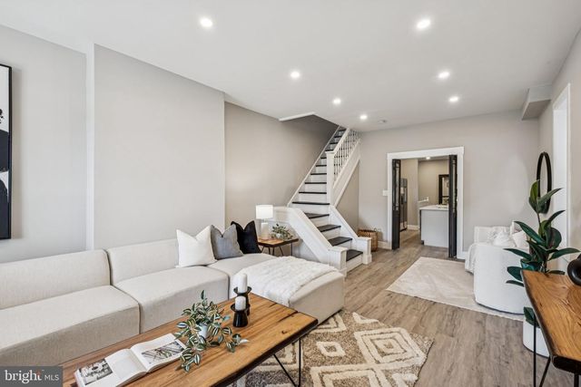 333 W HANSBERRY, Philadelphia, PA 19144