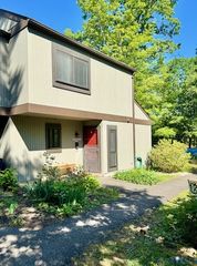 11753 N Briar Patch Dr, Chesterfield, VA 23113